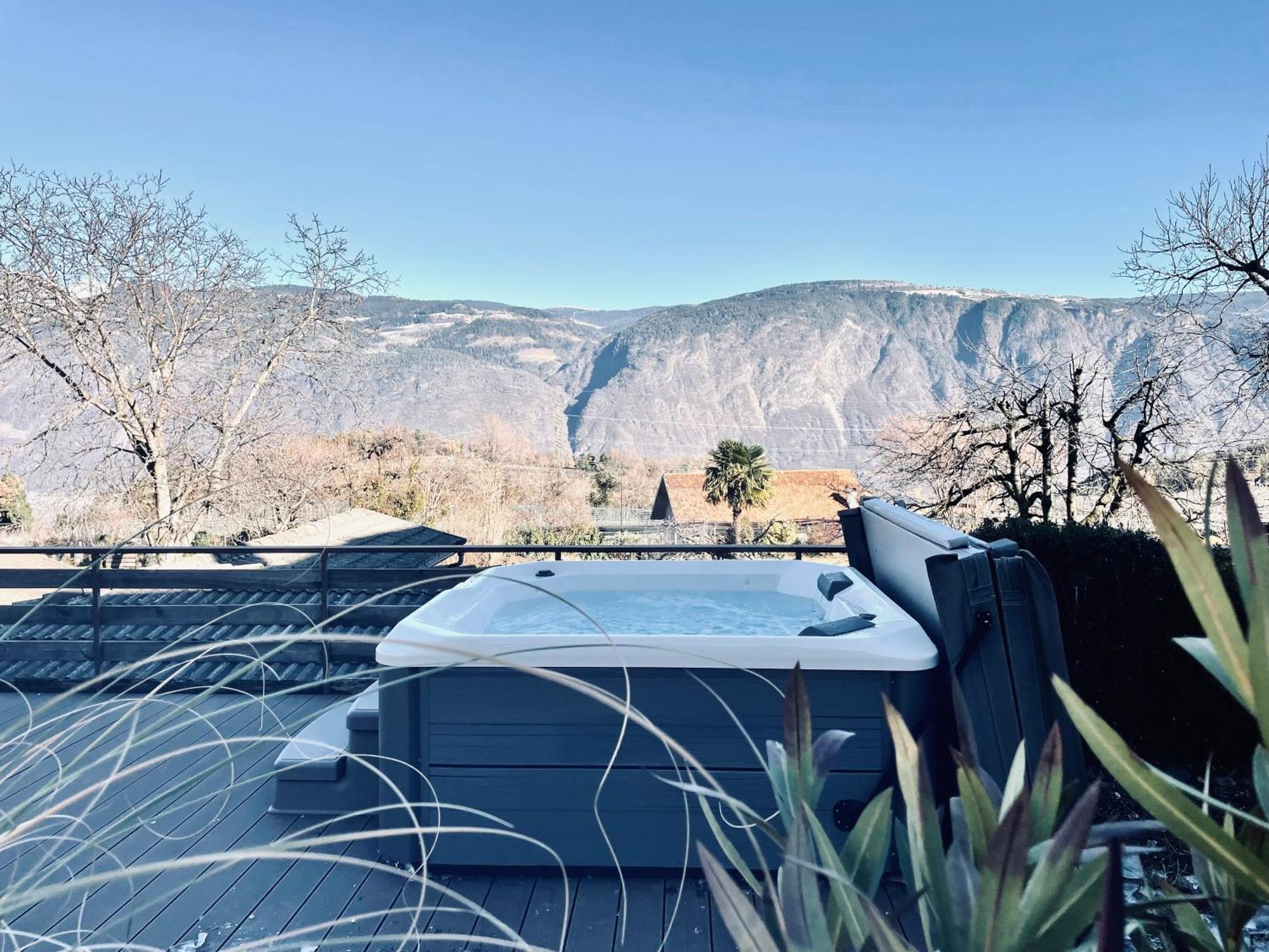 Mountain View Suites Tisens Exteriör bild