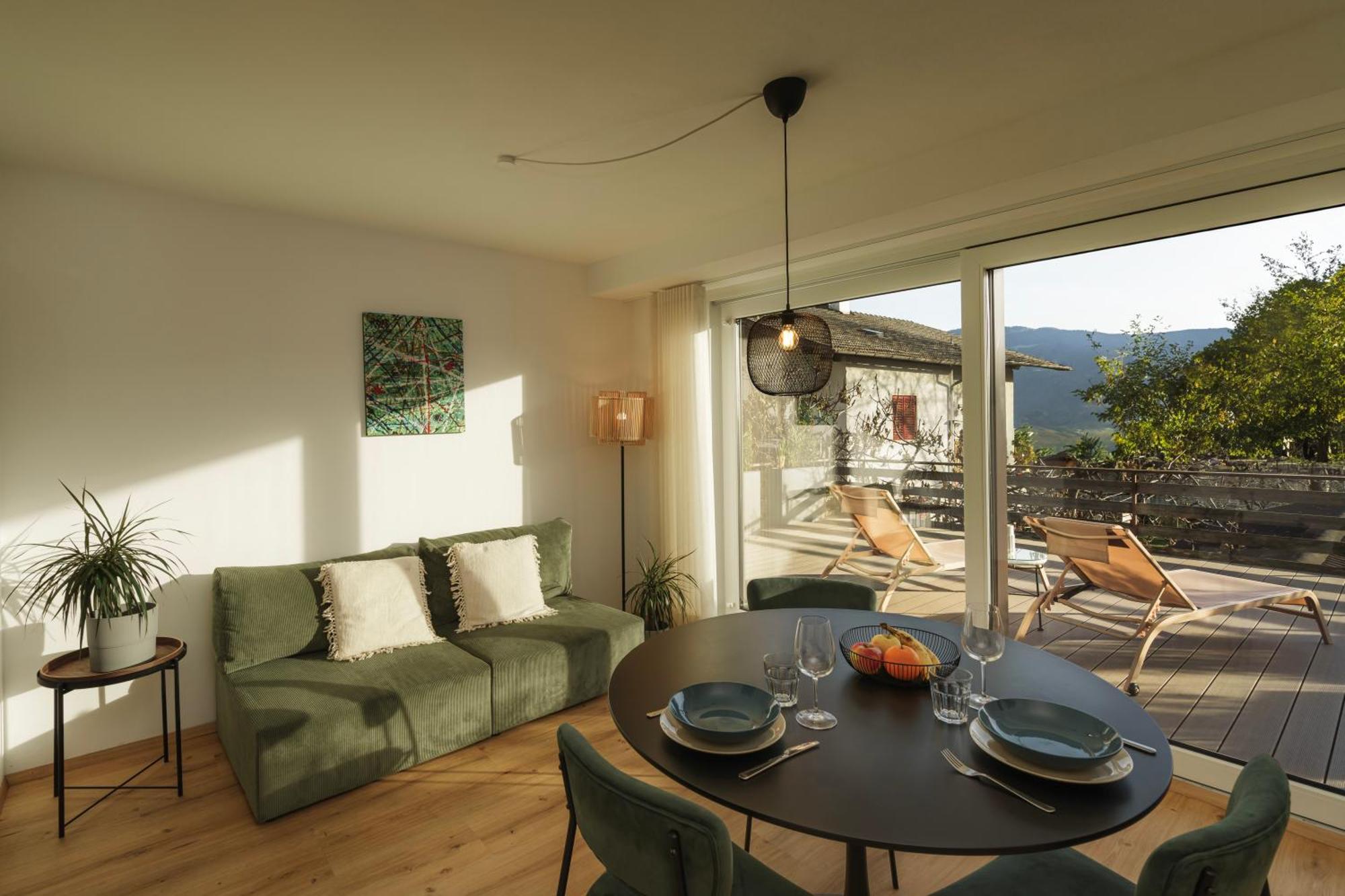 Mountain View Suites Tisens Exteriör bild